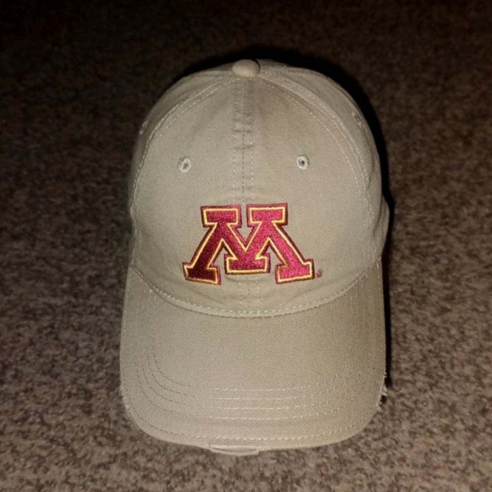 NCAA Minnesota Golden Gophers Embroidered Distressed Strapback  Hat Cap
